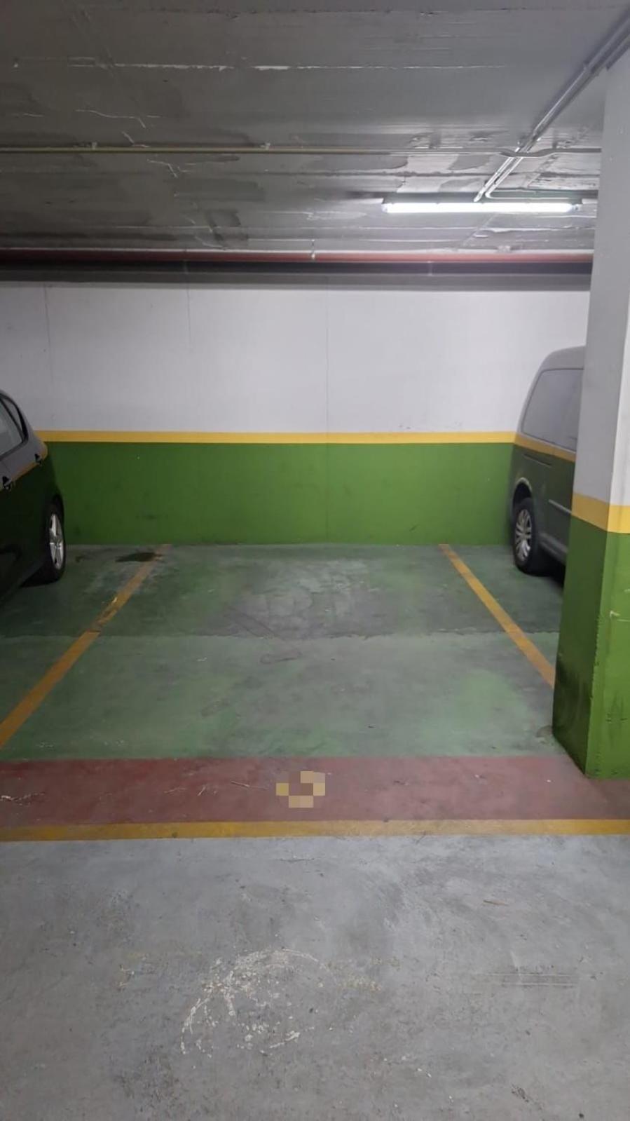 Piso Con Patio Privado Y Parking Nervion Sevilla Екстериор снимка