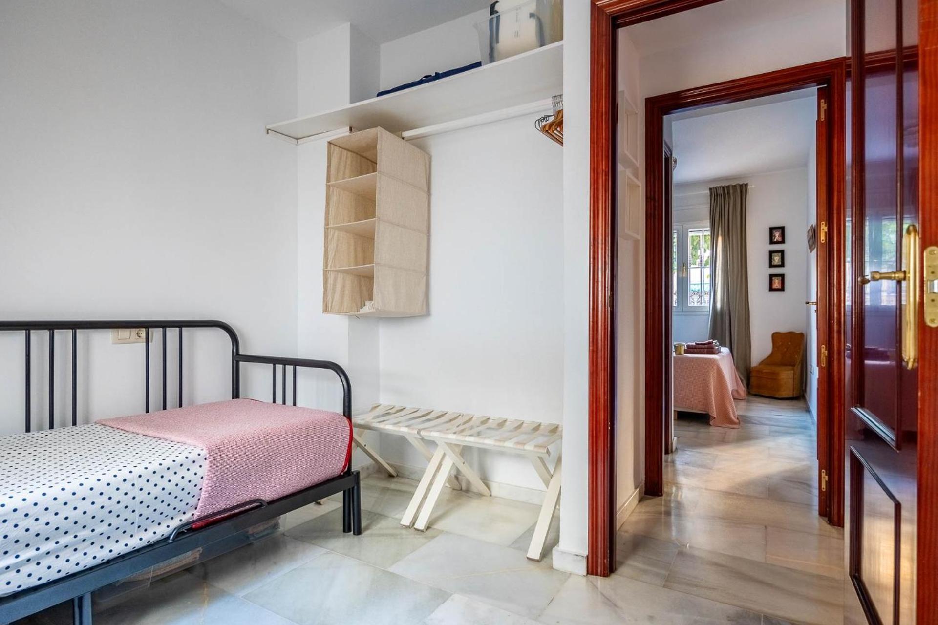 Piso Con Patio Privado Y Parking Nervion Sevilla Екстериор снимка